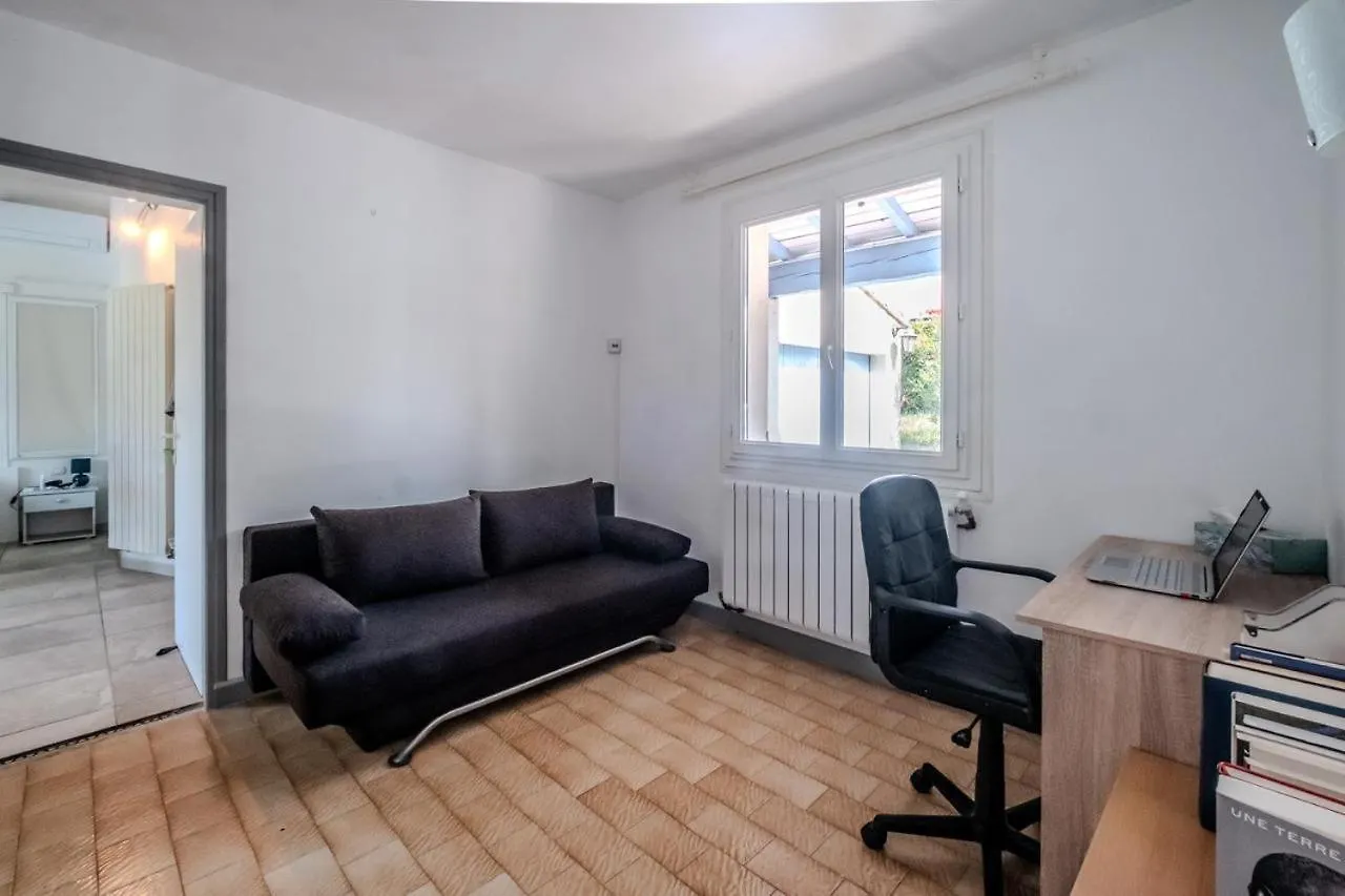La Pinede Villa Salavas France