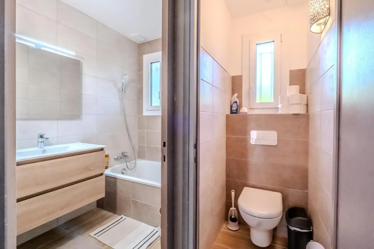La Pinede Villa Salavas Holiday home
