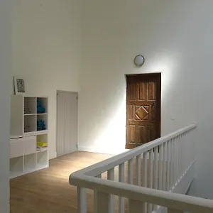 Le Ciel Par-dessus Le Toit Bed & Breakfast